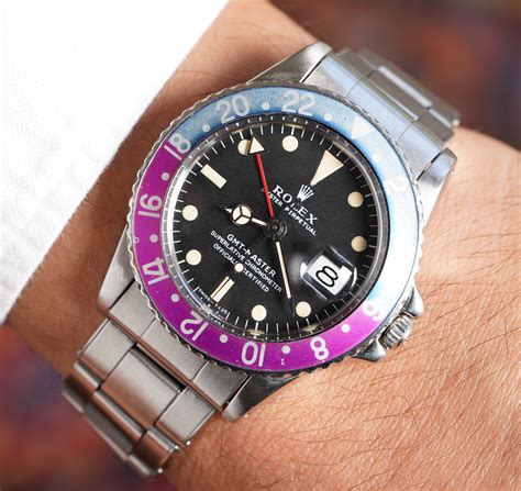 rolex bisel fuchsia|rolex fuchsia 1675 gmt.